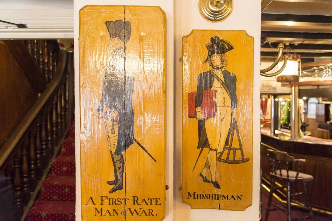 The Liverpool Arms Hotel Beaumaris Εξωτερικό φωτογραφία
